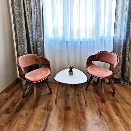 Guest Denicija Hotel